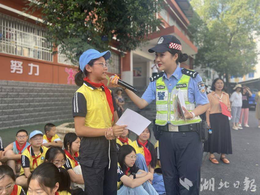 巨宏国际下载